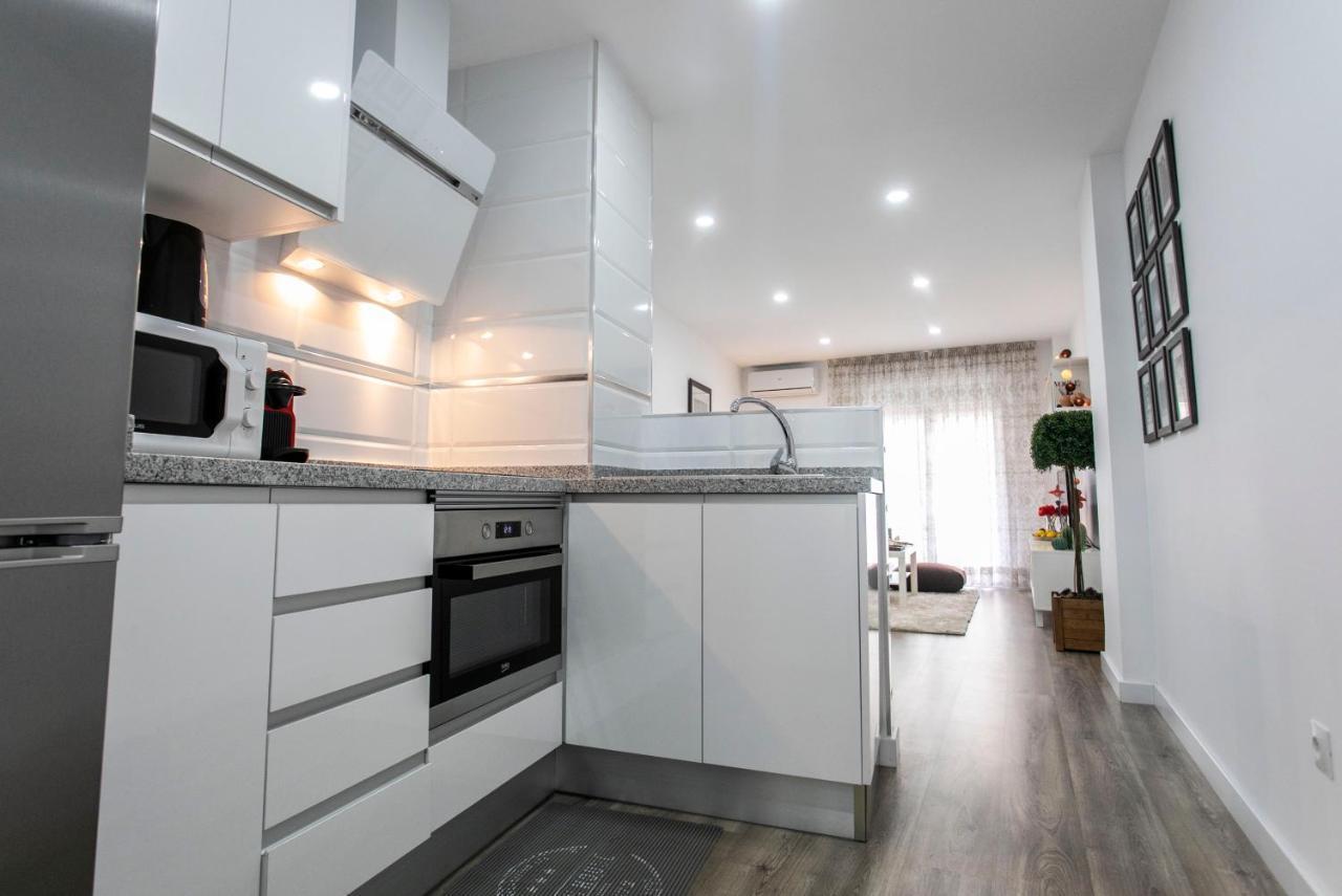 Apartamento Renovado Y Confortable En El Centro De Granada Exterior foto